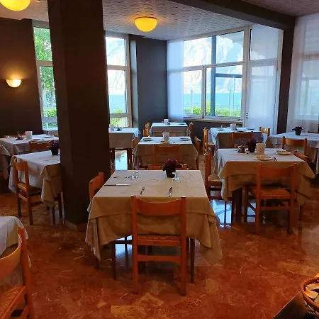 艾尔莫利诺酒店 酒店 马尔切西内
